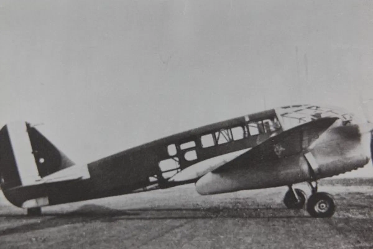 Arşiv fotoğrafında Caproni Ca.313 uçağı